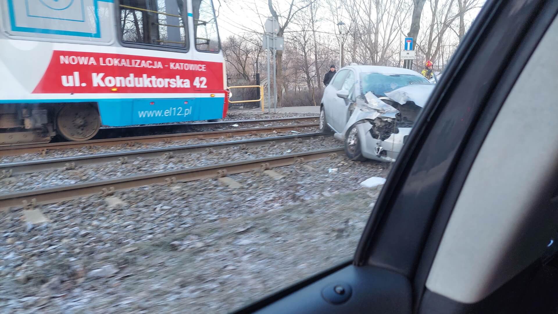 Bytom Zderzenie tramwaju z samochodem osobowym