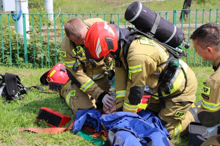 Ćwiczenia strażaków w CSRG 12