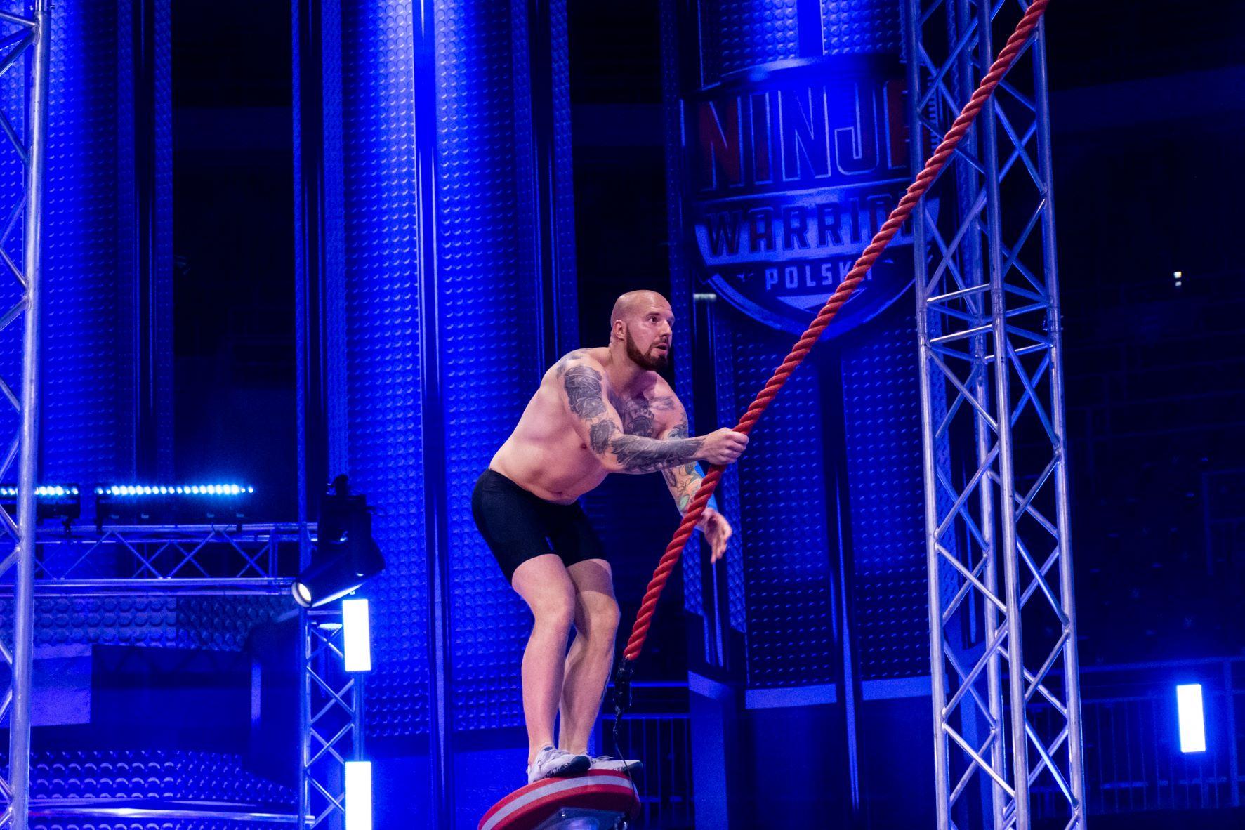 Grzegorz Trela z Bytomia na planie "Ninja Warrior Polska"