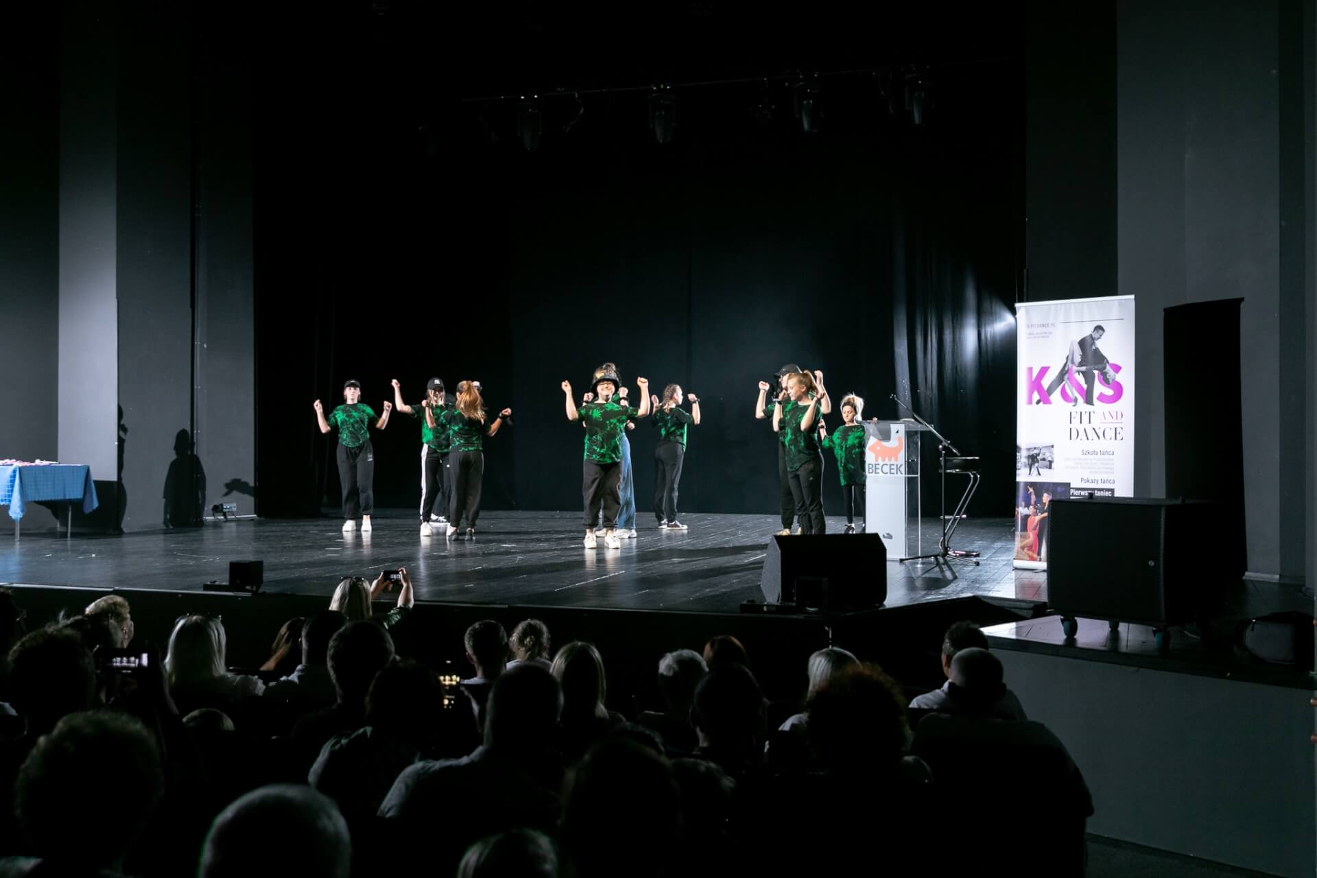Pasja i Radość Tańca na Parkiecie: Kinga i Szymon Harazim oraz ich Szkoła Tańca K&S Fit&Dance