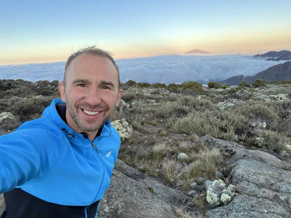 Krzysztof Drabik podczas wspinaczki wysokość 3750 m