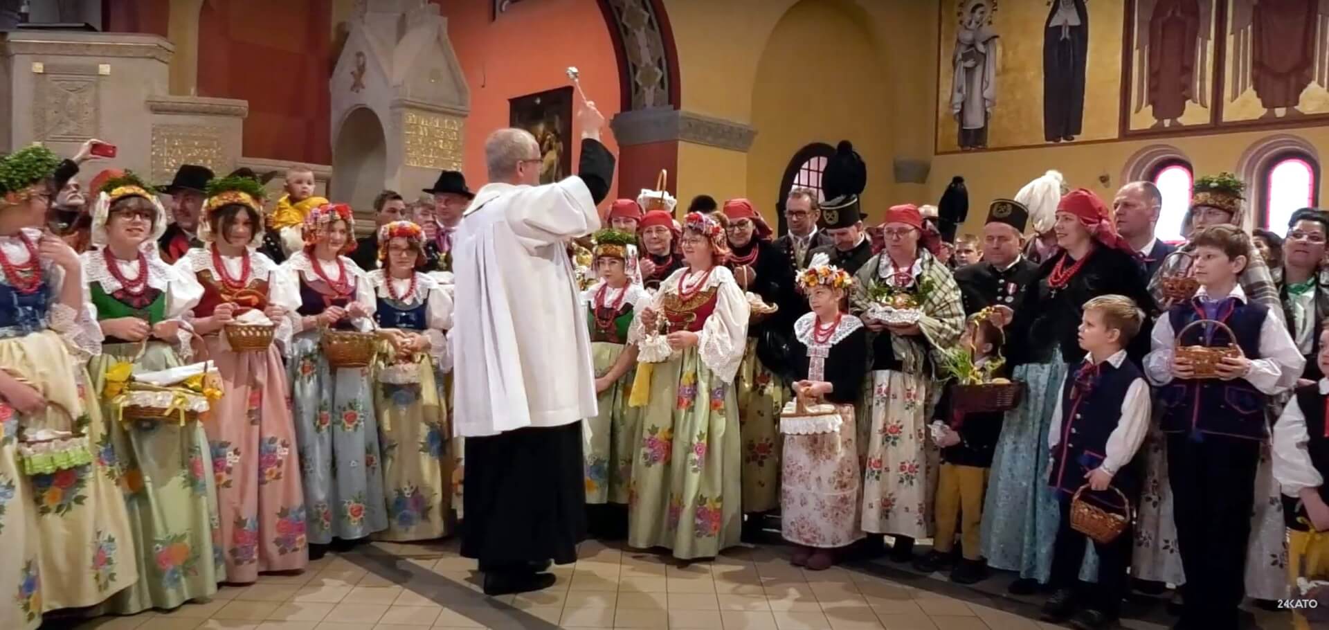 Święcenie pokarmów w kościele św. Jacka na Rozbarku