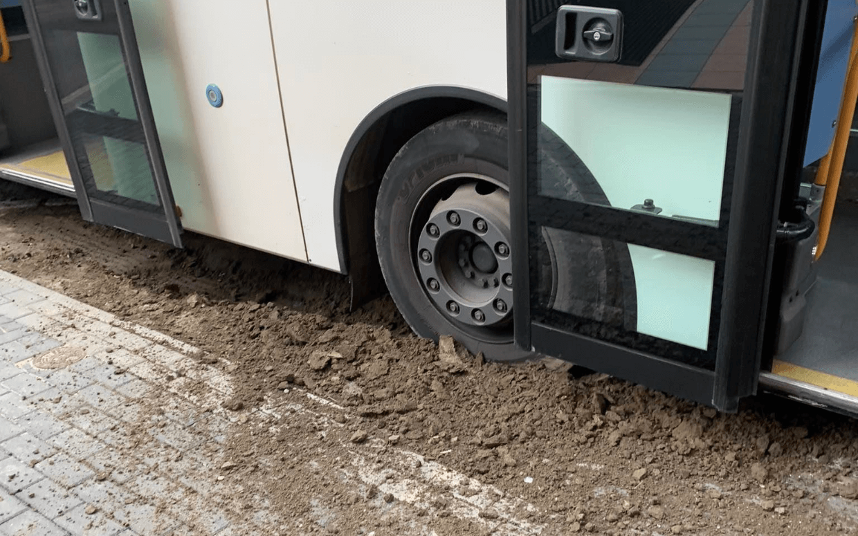 Zderzenie autobusu i taksówki w Bytomiu 5