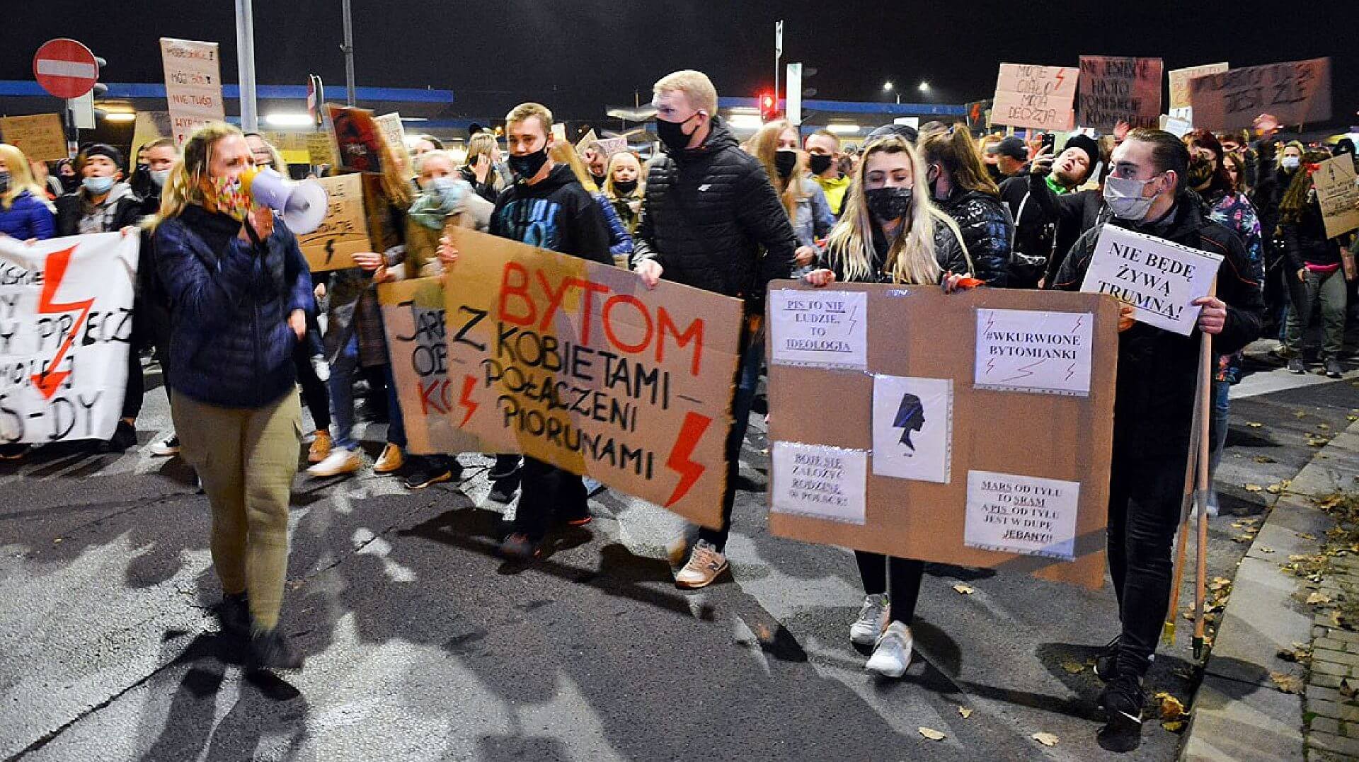 Byt protest przed dworcem Byt protest przed dworcem