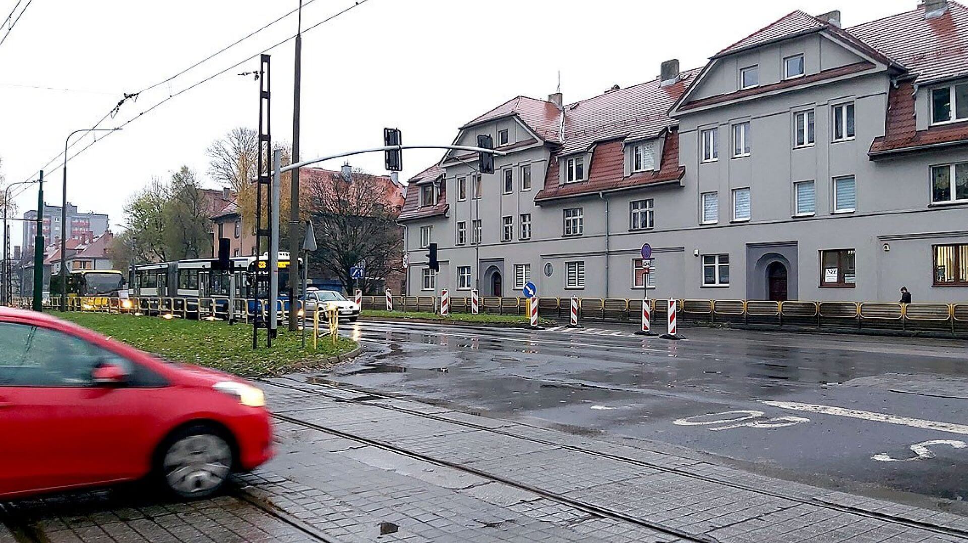 Byt skrzyzowanie wroclawskiej i luzyckiej Byt skrzyzowanie wroclawskiej i luzyckiej