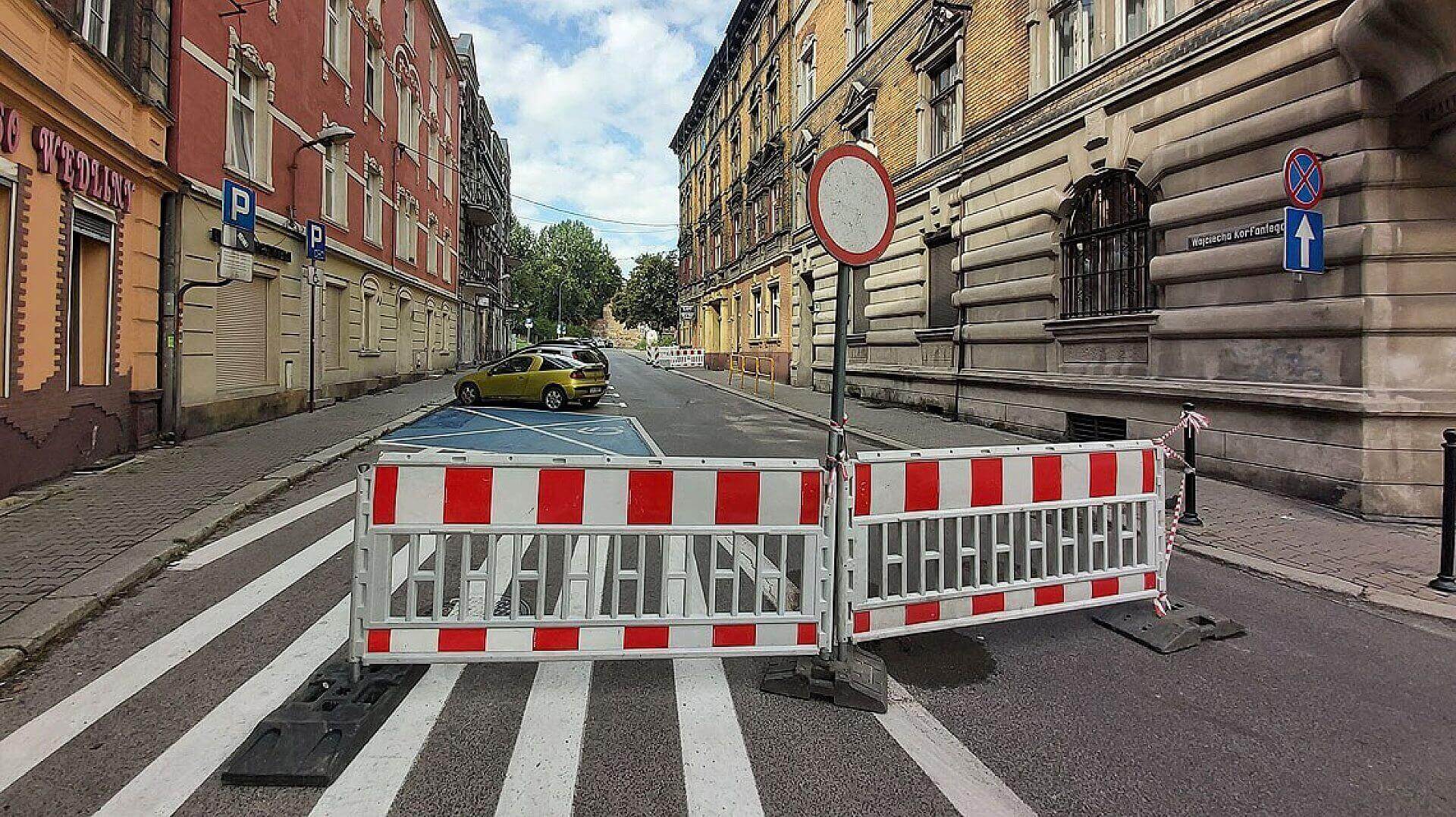 Byt zamknieta ulica Byt zamknieta ulica