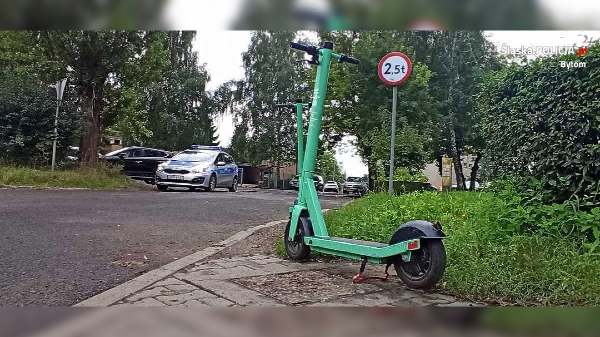Hulajnoga i policja Hulajnoga i policja