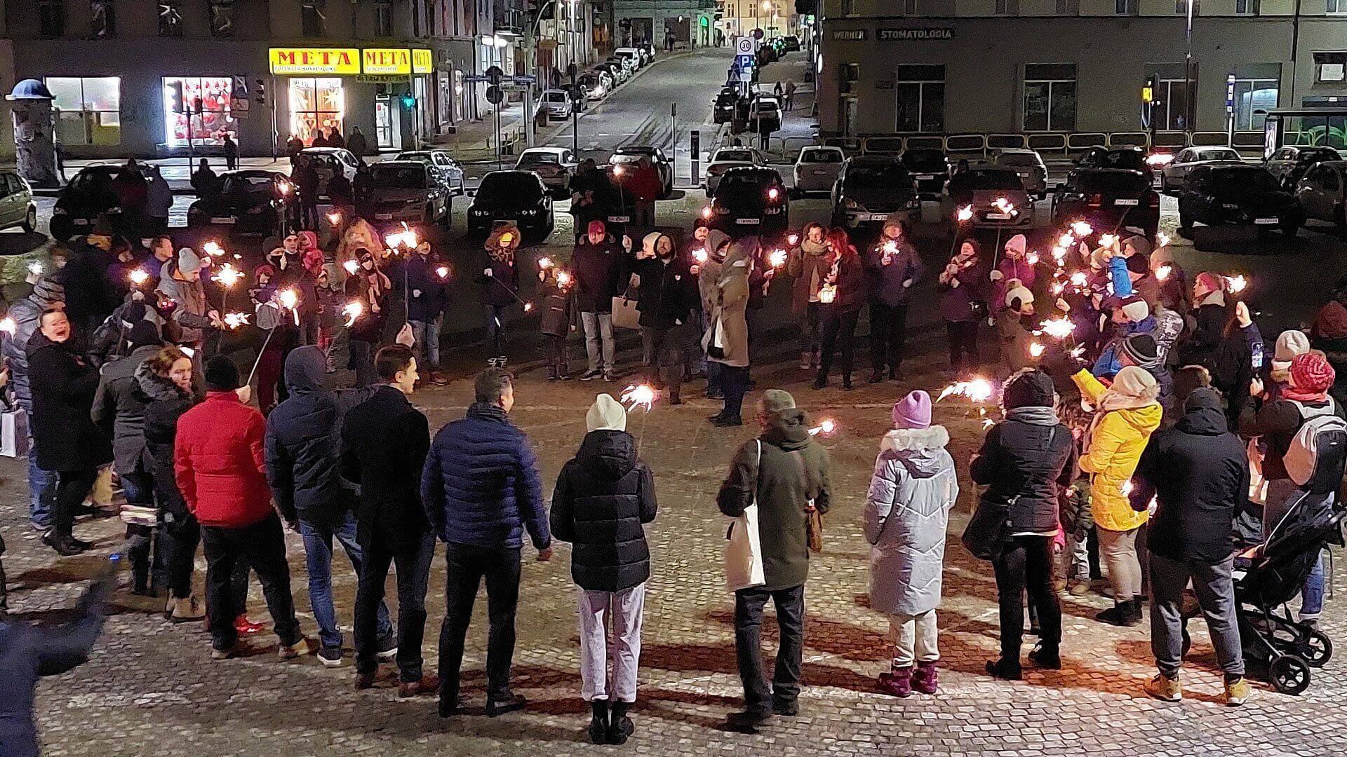 Swiatelko do nieba na placu Sobieskiego Swiatelko do nieba na placu Sobieskiego