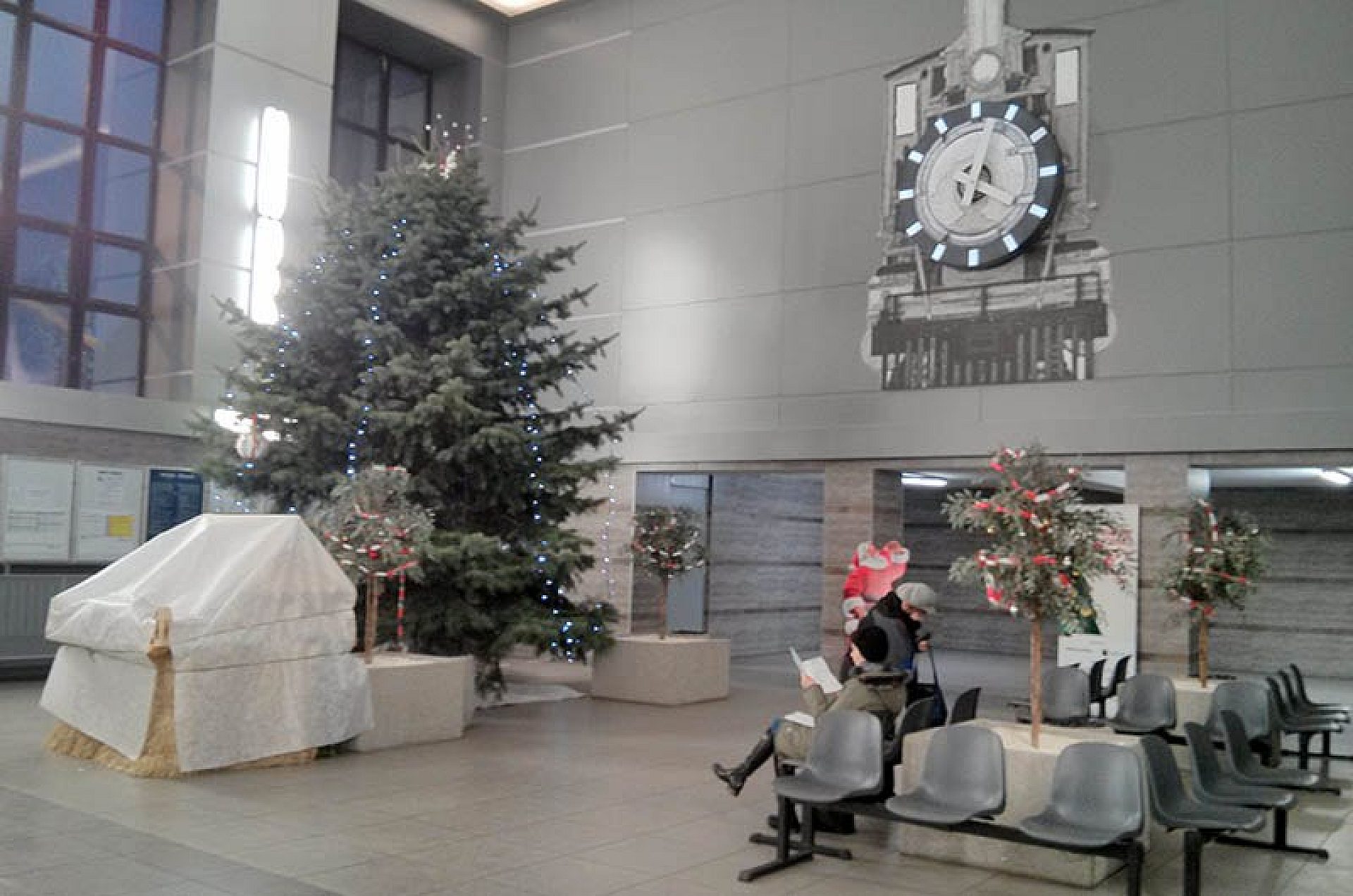 Byt choinka dworzec Byt choinka dworzec