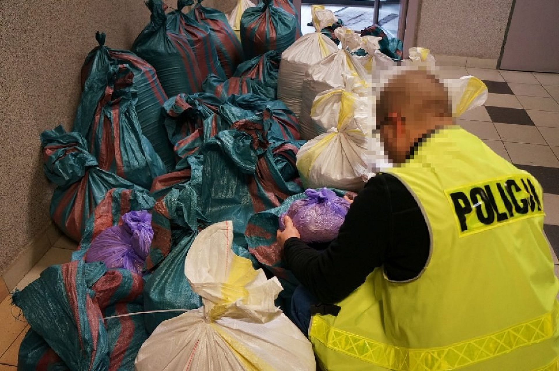 Byt lewytyton Byt lewytyton