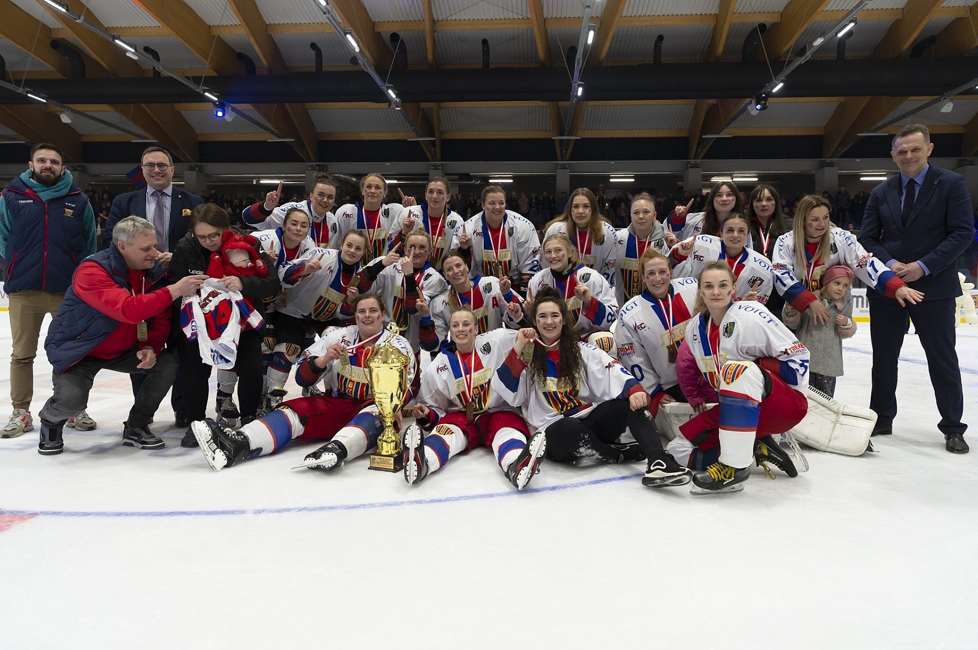 Hokeistki Polonii Bytom mistrzyniami Polski 2022 Hokeistki Polonii Bytom mistrzyniami Polski 2022