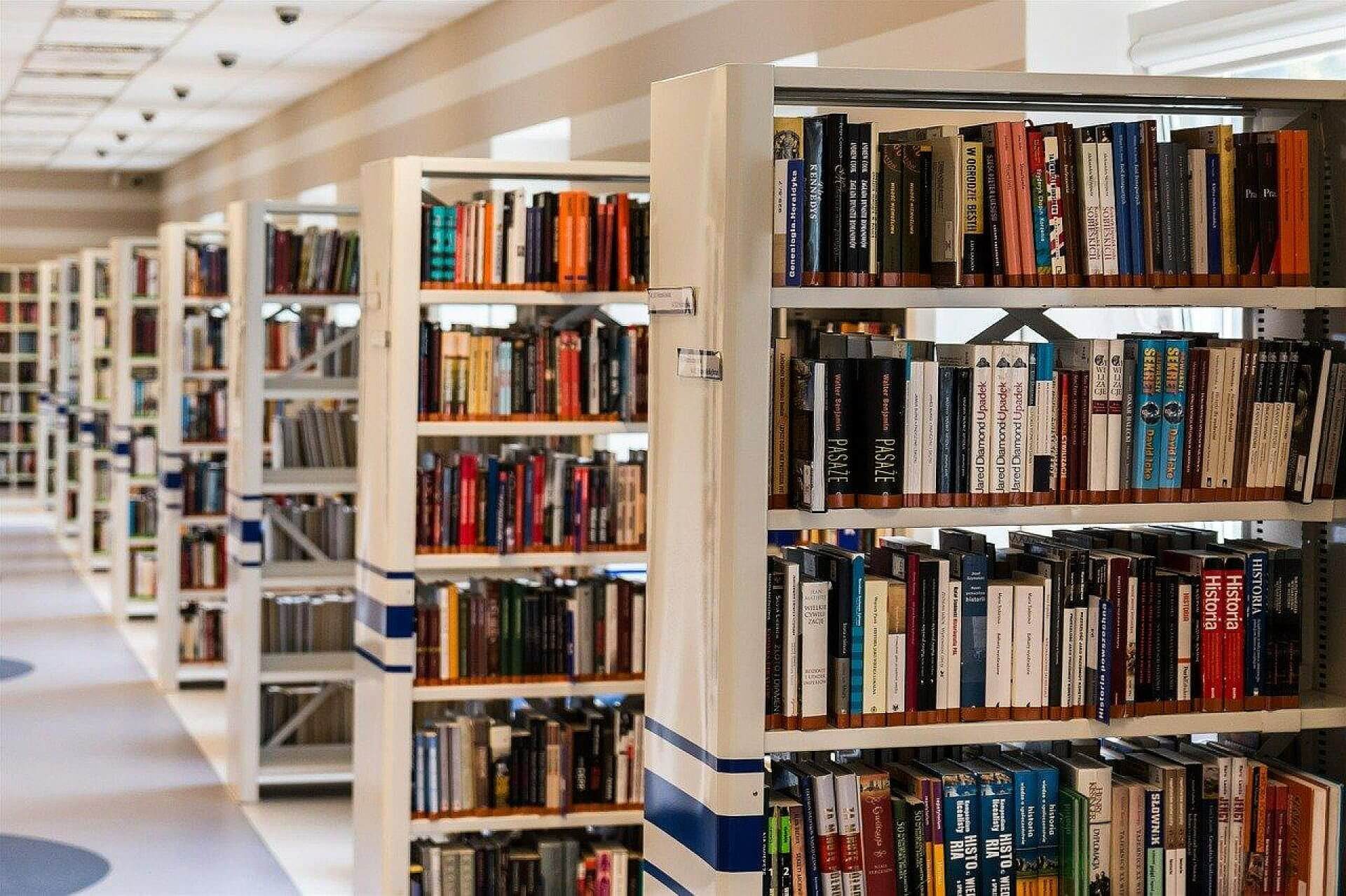 Byt library 488690 1280 Byt library 488690 1280