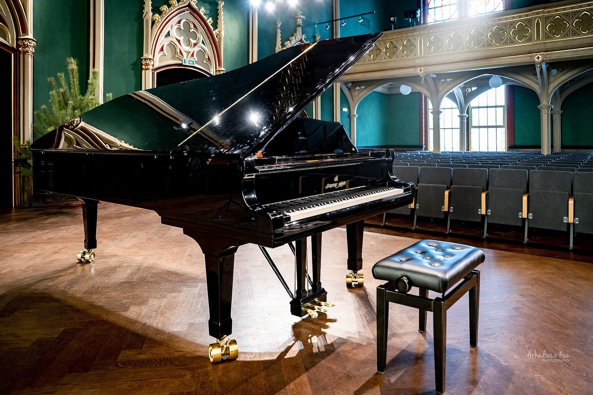 Kawai sk ex ep w Ogólnokształcącej Szkole Muzycznej w Bytomiu Kawai sk ex ep w Ogólnokształcącej Szkole Muzycznej w Bytomiu