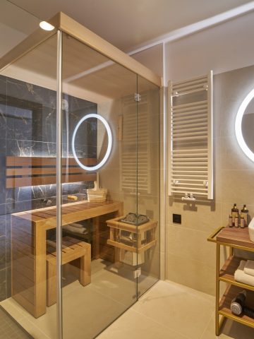 Five Seasons One Sauna Five Seasons One Sauna