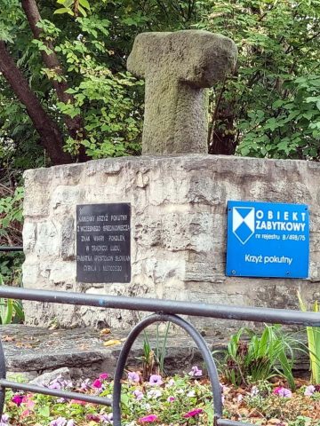 Krzyż w Łagiewnikach, wiązany ze świętymi Cyrylem i Metodym Krzyż w Łagiewnikach, wiązany ze świętymi Cyrylem i Metodym