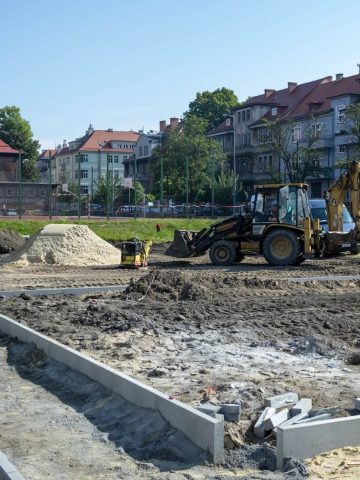 Budowa boiska przy SP nr 36 Budowa boiska przy SP nr 36