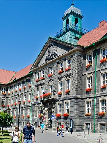 Byt um bytom Byt um bytom