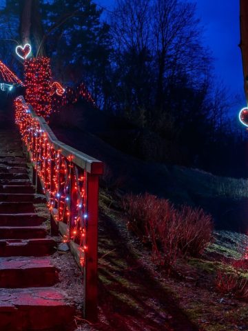 Ozdoby walentynkowe na Górze Miłości Ozdoby walentynkowe na Górze Miłości