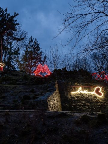 Ozdoby walentynkowe na Górze Miłości Ozdoby walentynkowe na Górze Miłości
