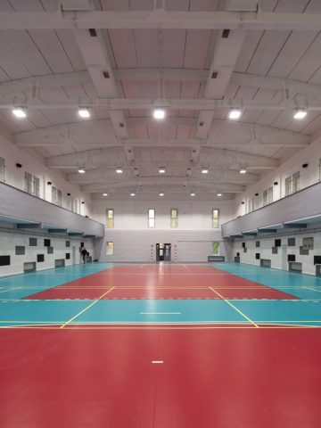 Hala OSiR zyskała m.in. wysokiej klasy nawierzchnię sportową Hala OSiR zyskała m.in. wysokiej klasy nawierzchnię sportową