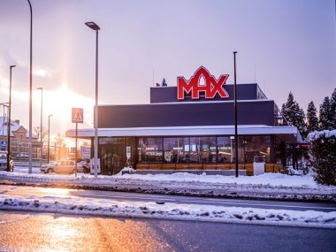 MAX Premium Burgers – szwedzki koncept z burgerami. Dba o środowisko, a jego Zielone Menu cieszy się szaloną popularnością. MAX Premium Burgers – szwedzki koncept z burgerami. Dba o środowisko, a jego Zielone Menu cieszy się szaloną popularnością.