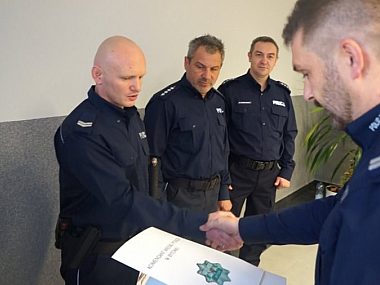Tym policjantom lepiej nie stanąć na drodze Byt 39 311314