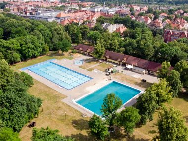 21 czerwca otwarcie basenu odkrytego Byt basen odkryty wroclawska