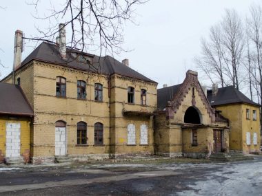 Byt dworzec bobrek