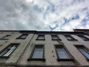 Bytomskie Mieszkania chcą remontować na potęgę Byt fasada kamienicy