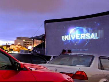 Byt kino samochodowe Byt kino samochodowe