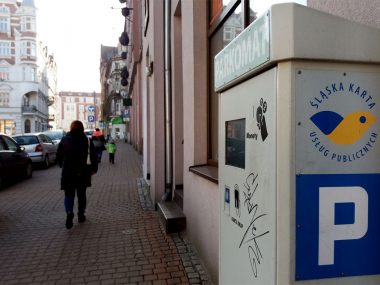 Skończy się koszmar kierowców? MZDiM modernizuje parkomaty Byt parkomat podgorna