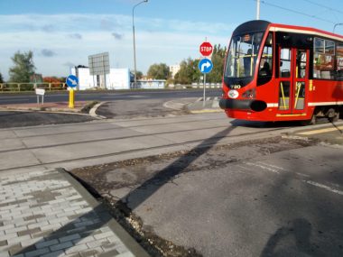 Byt przejazd tramwajowy arki bozka