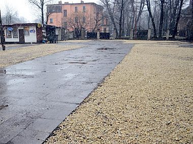 Drobny handel w Bytomiu umiera Byt targowisko batorego
