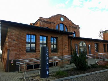 Byt teatrrozbark1 Byt teatrrozbark1