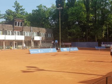 Byt tenis Byt tenis
