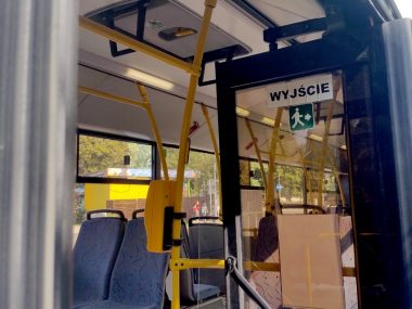 Byt wejscie do autobusu Byt wejscie do autobusu