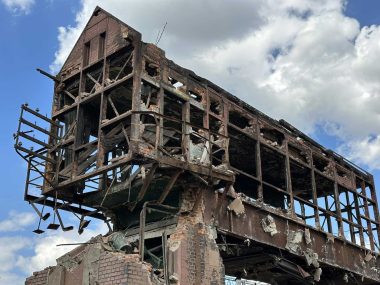 Stalowa konstrukcja nastawni bramowej uratowana Nastawnia kolejowa pyskowice