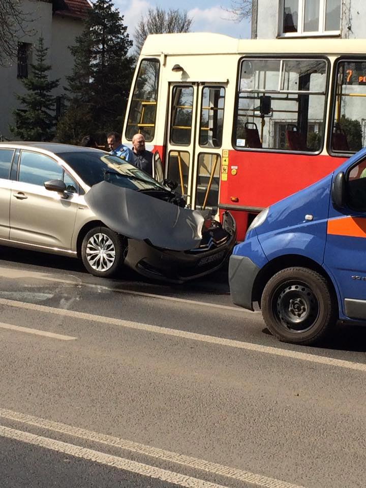 Byt kolizja tramwaj citroen01