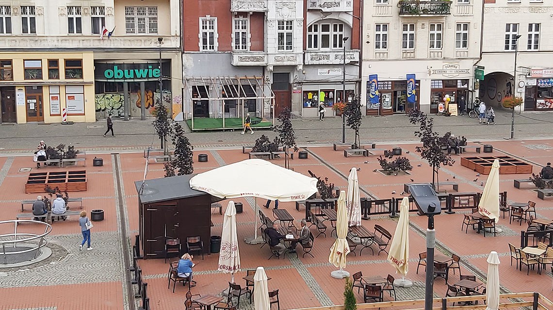 Byt nowe donice na rynku 05