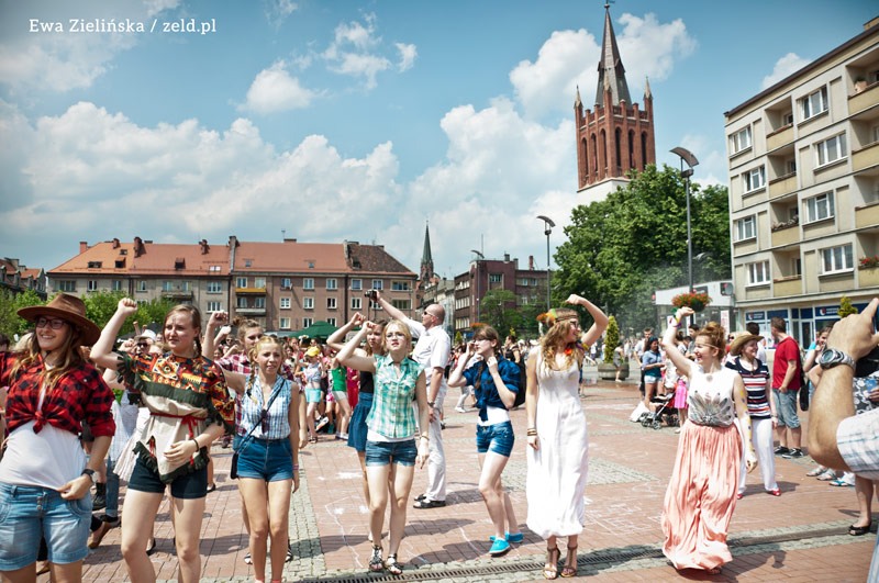 Bytomski2 milka flash mob na Rynky 055