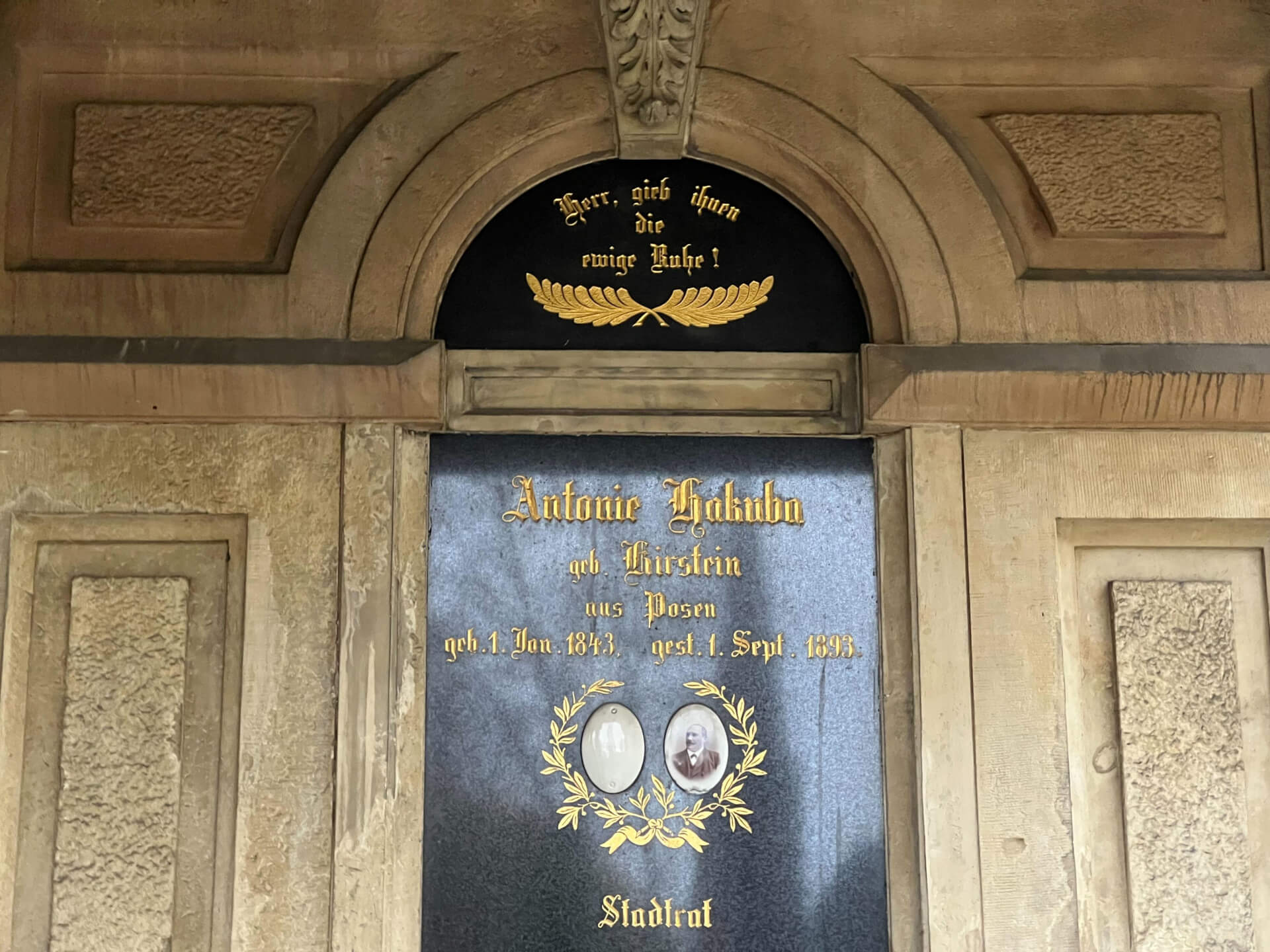 Cmentarz mater dolorosa bytom tymoteusz staniek 6