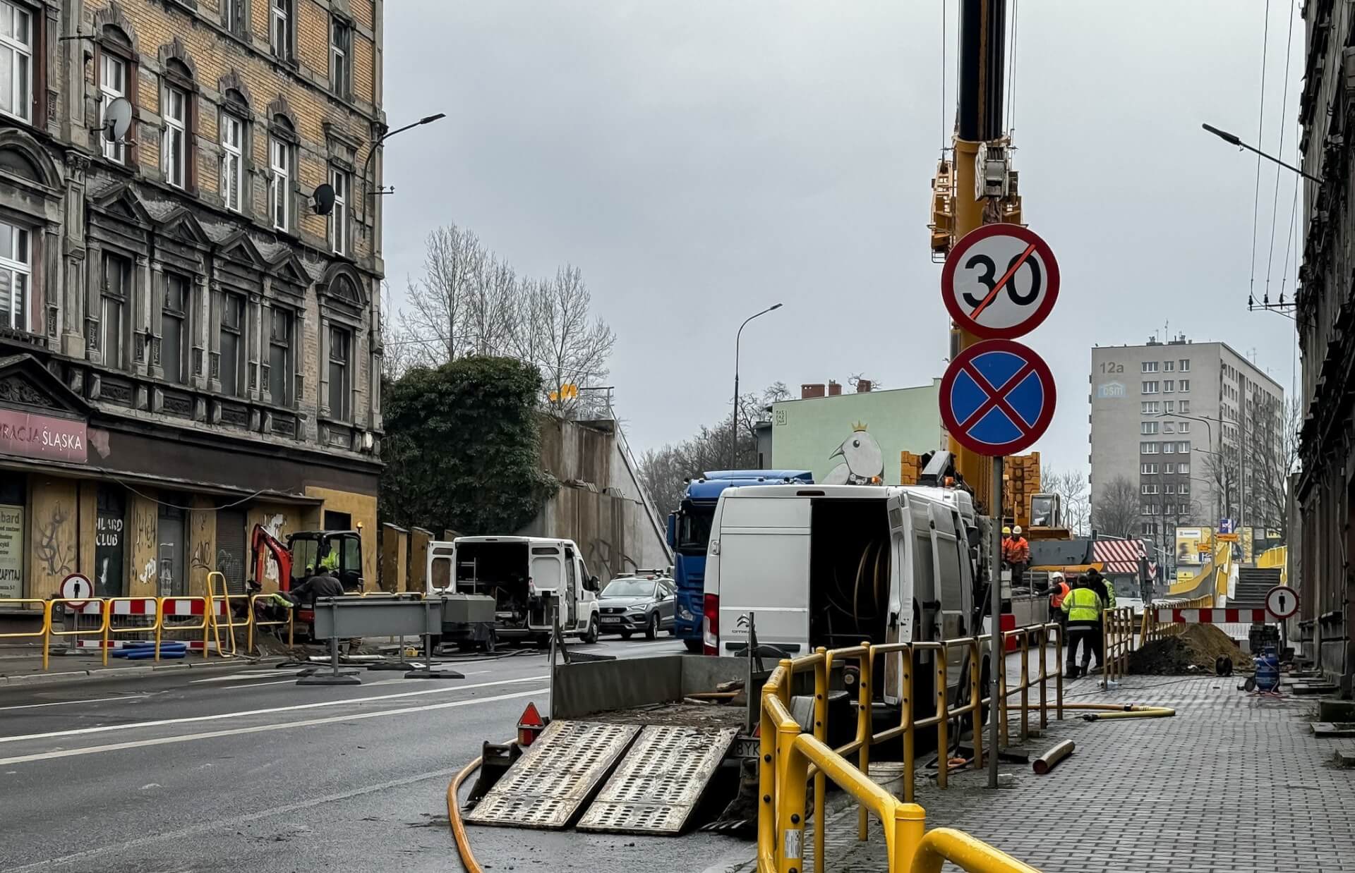 Demontaż wiaduktu kolejowego nad ul. Chorzowską