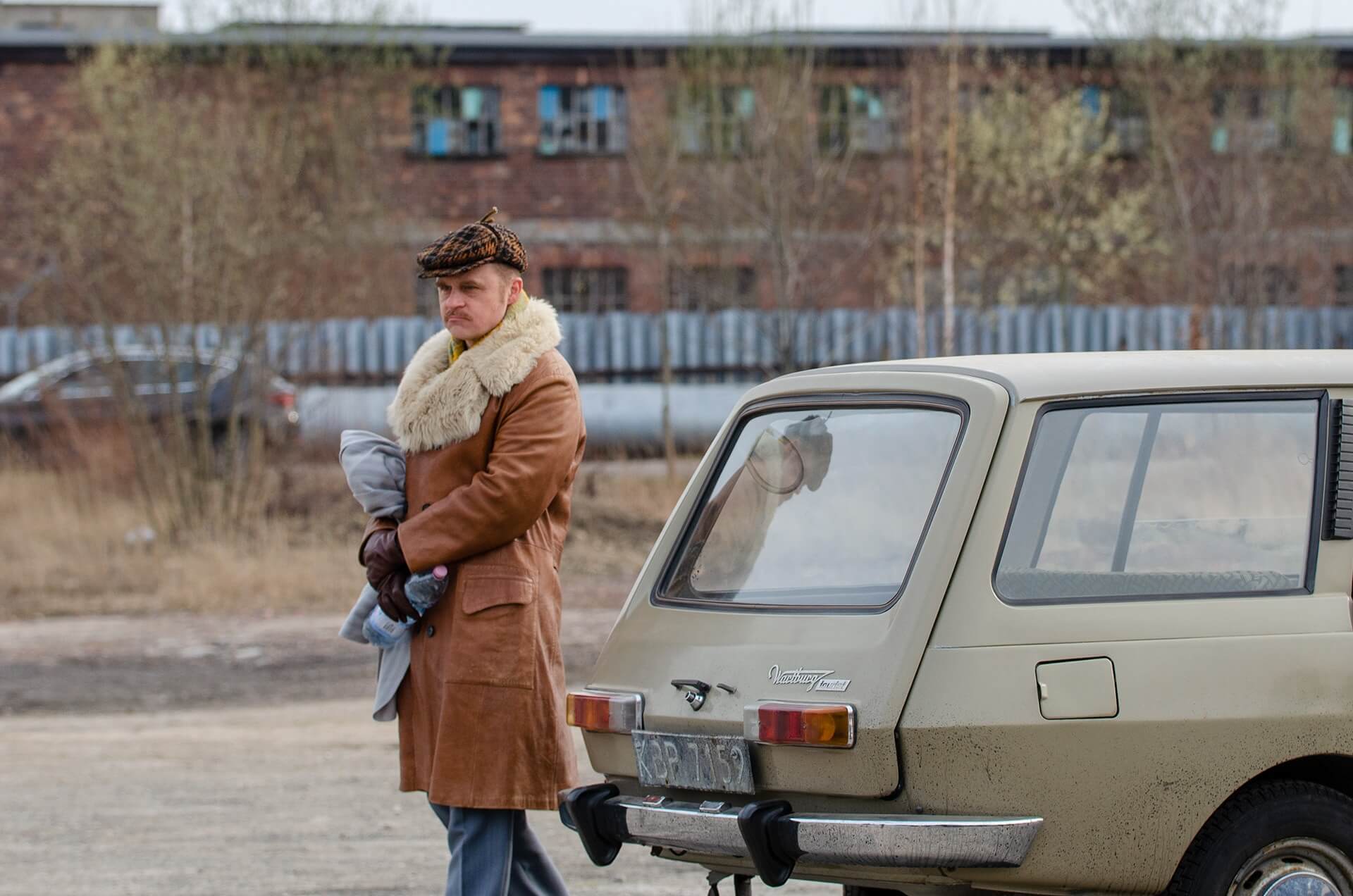 Piotr Rogucki na planie filmu w Bytomiu