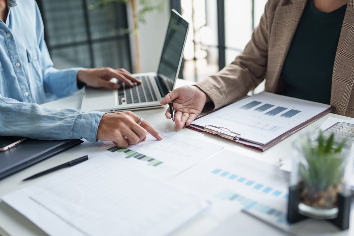 Oszczędność czasu w dziale HR dzięki automatyzacji rozliczeń pracowniczych