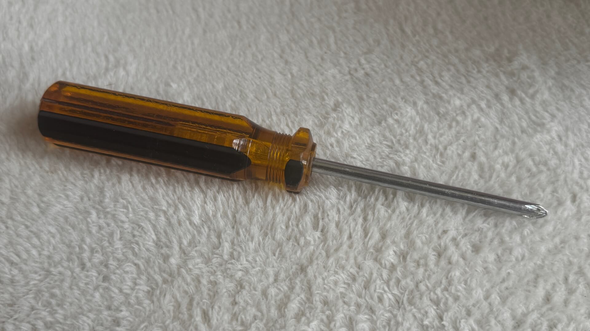 Krwawa awantura w jednym z bytomskich mieszkań. 33-latek usłyszał zarzut usiłowania zabójstwa