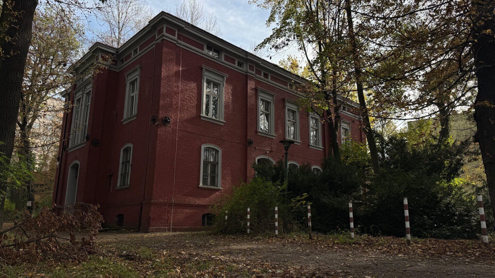 Będzie remont kolejnego obiektu KWK Rozbark. Chodzi o dawny budynek dyrekcji