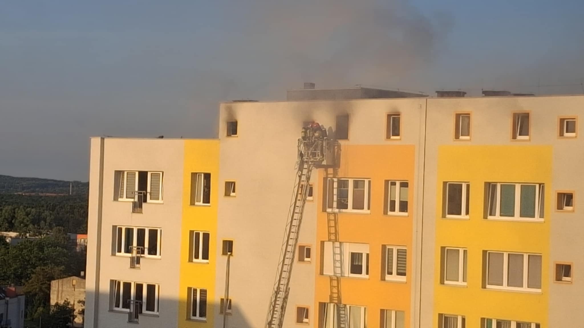 W budynku przy ul. Felińskiego w Bytomiu doszło do wybuchu gazu