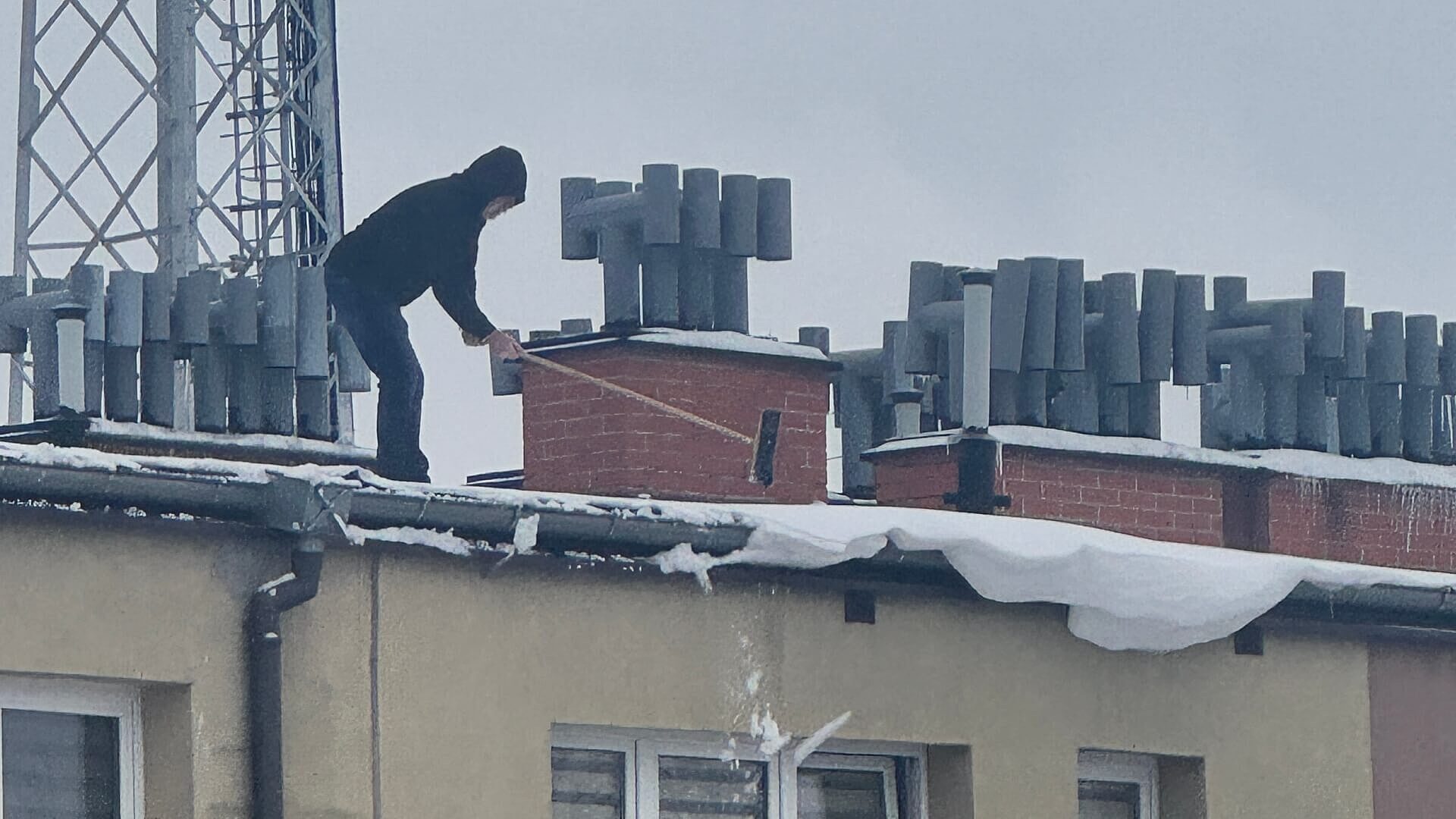 Odśnieżanie dachu Odśnieżanie dachu
