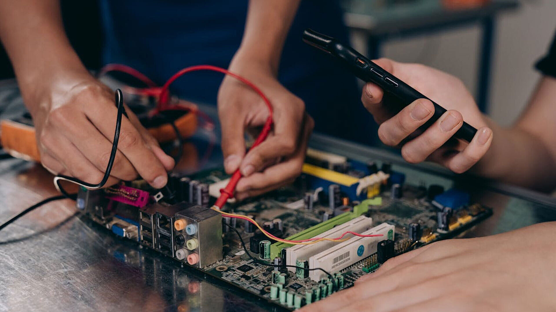 Plyta glowna Plyta glowna