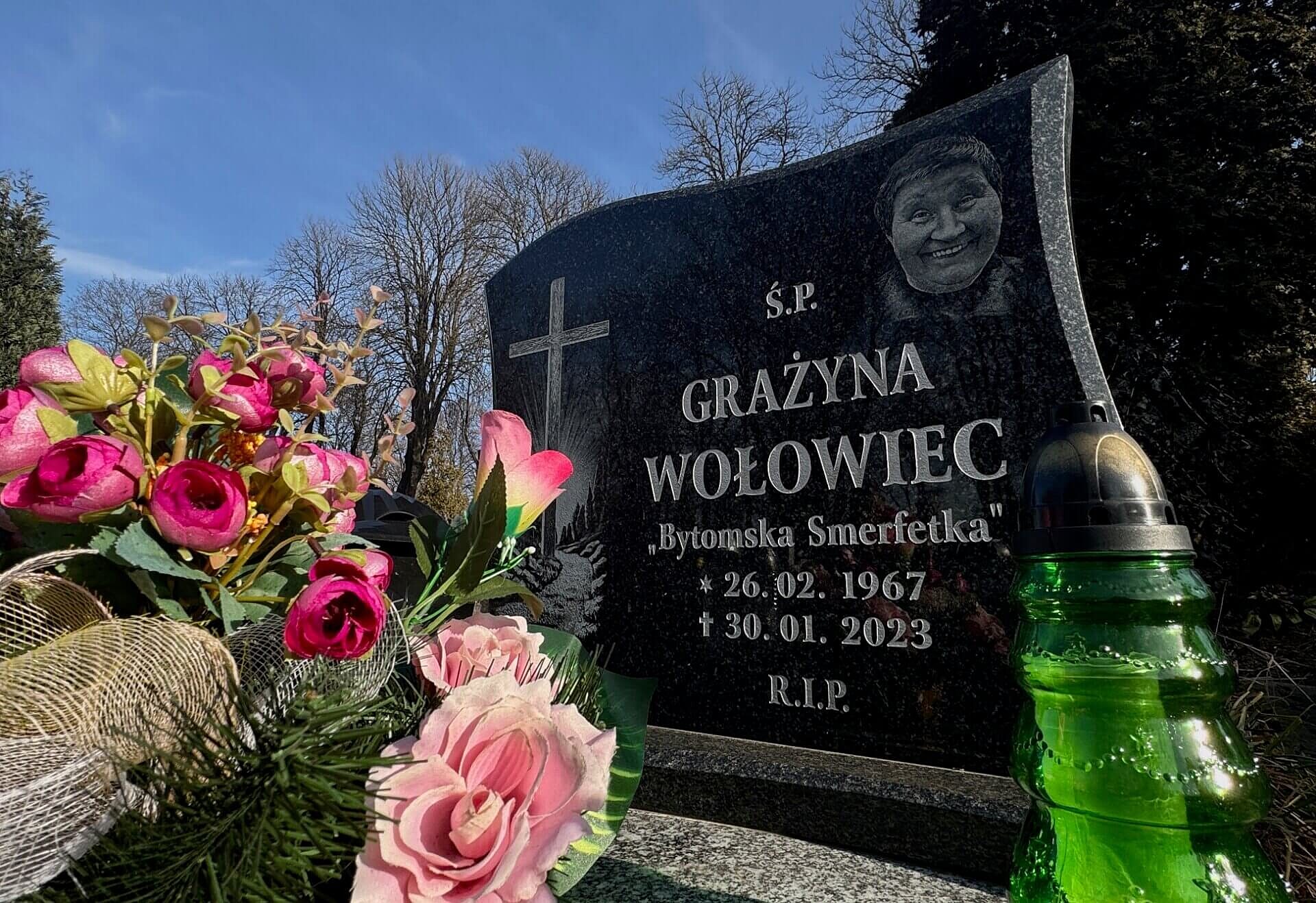 Grób Smerfetki Grób Smerfetki